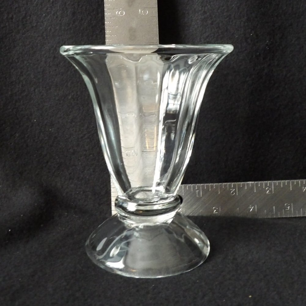 Vintage Libbey Ice Cream Soda Glasses Clear 5 inches Tall (Set of 6) - Picture 3 of 4